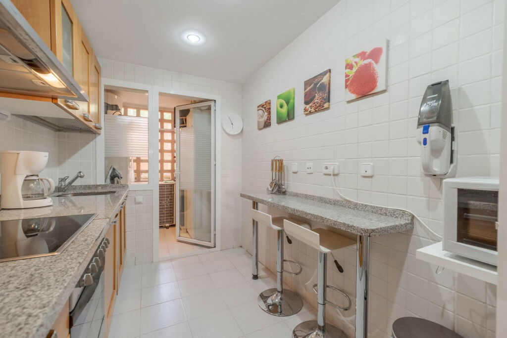 Ground Floor Apartment Los Arqueros Málaga - image 32