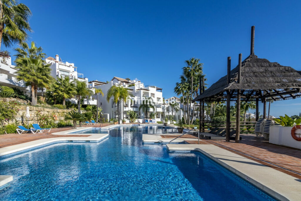 Penthouse Duplex Nueva Andalucía Málaga - image 32