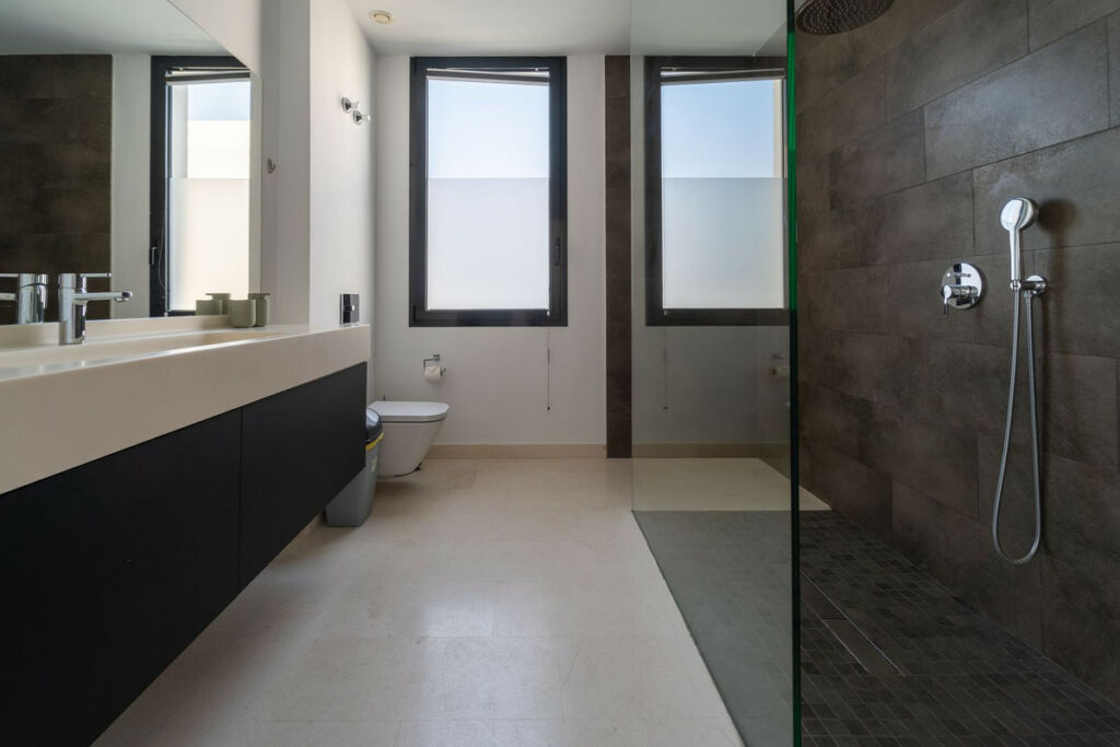 Semi-Detached House Cabopino Málaga - image 32