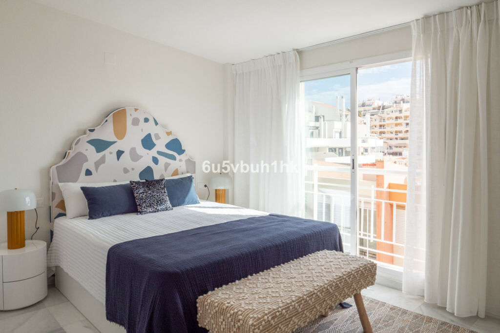 Townhouse Torrequebrada Málaga - image 32