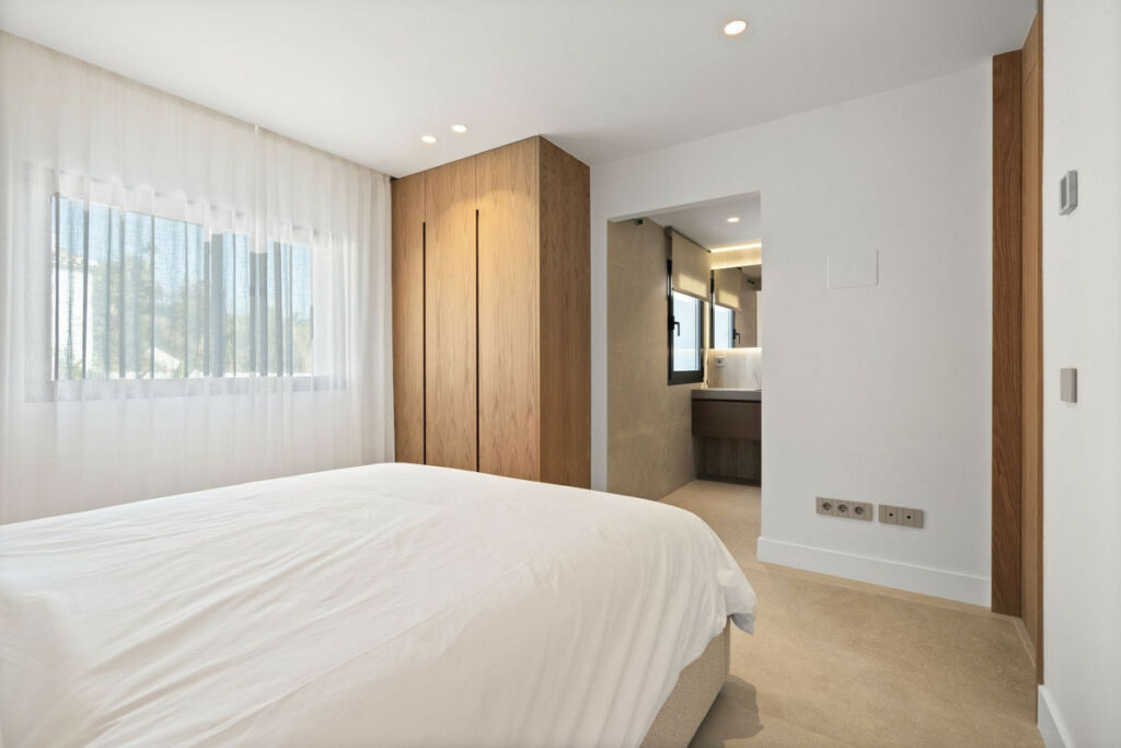 Detached Villa El Rosario Málaga - image 32