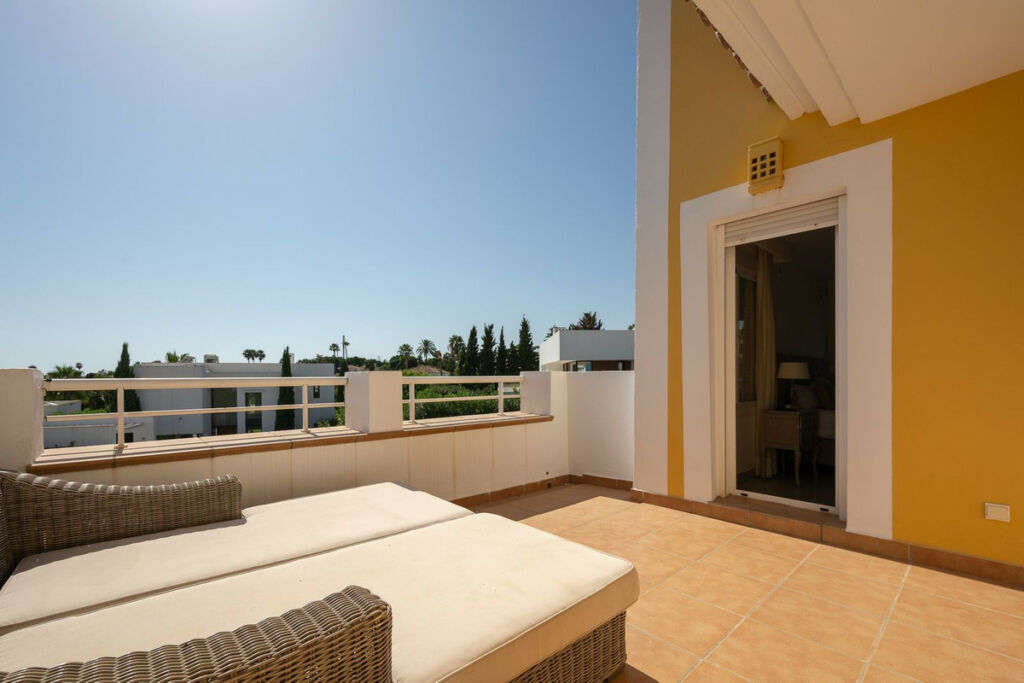 Townhouse Estepona Málaga - image 32