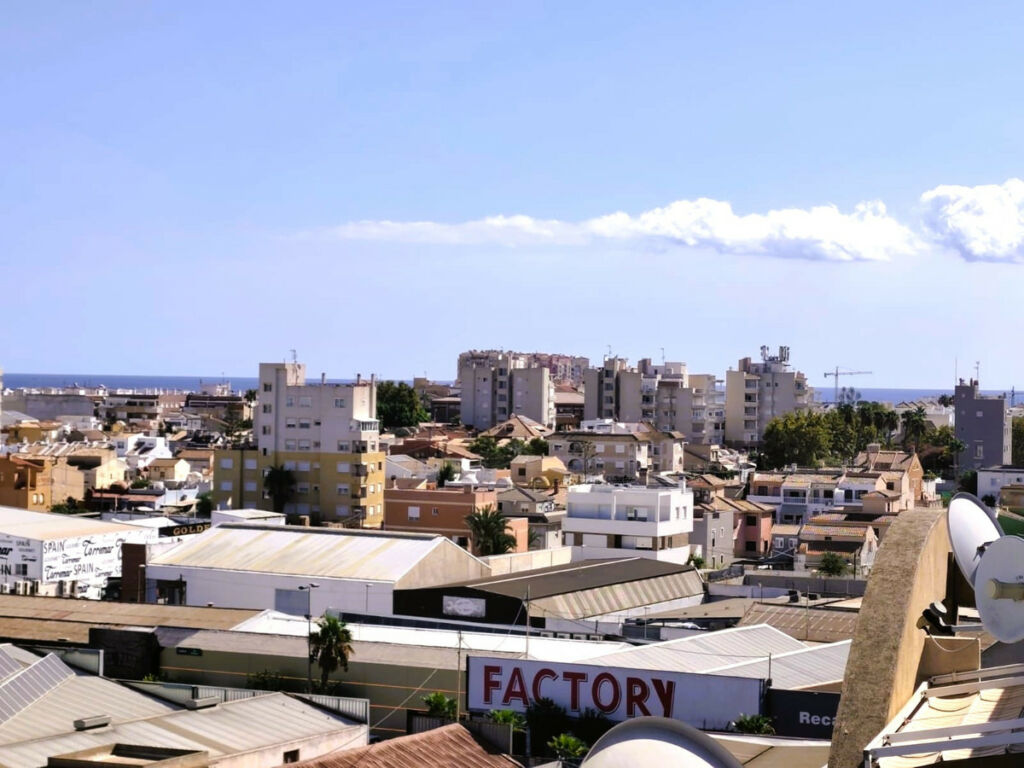 Middle Floor Apartment Torrevieja Alicante - image 32