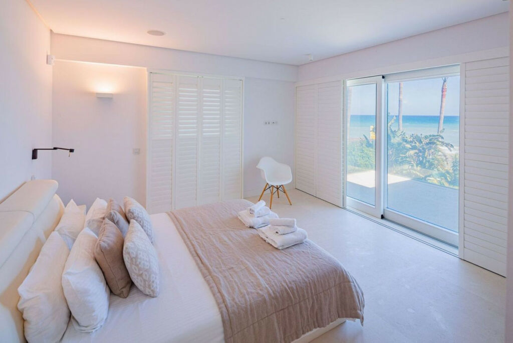 Detached Villa Marbella Málaga - image 32