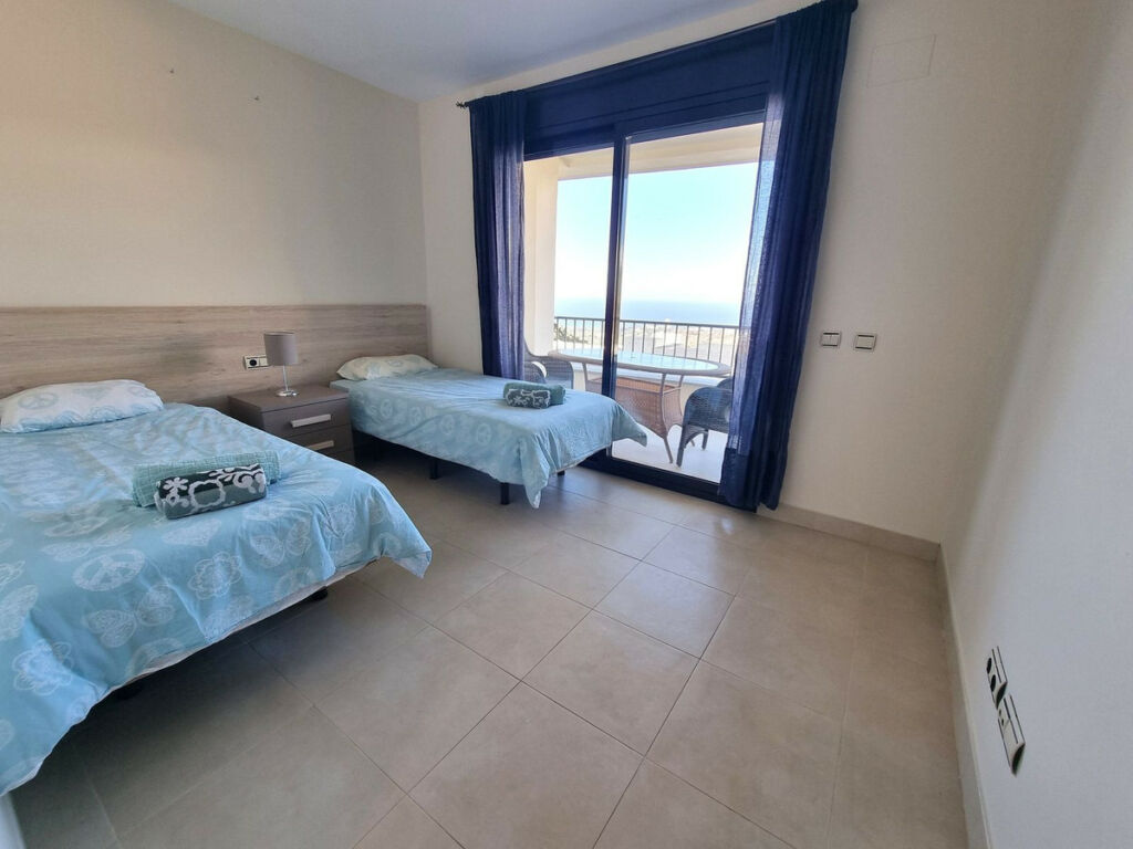 Ground Floor Apartment Altos de los Monteros Málaga - image 32