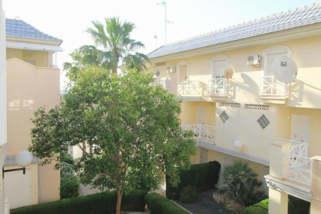 Middle Floor Apartment La Veleta Alicante - image 32