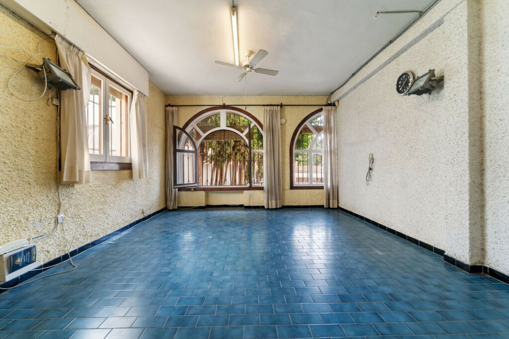 Detached Villa Fuengirola Málaga - image 32
