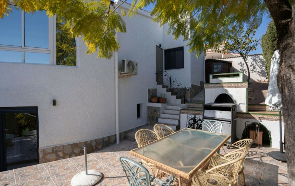 Detached Villa Ciudad Quesada Alicante - image 32