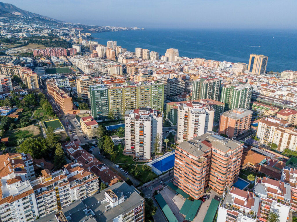 Penthouse Fuengirola Málaga - image 32