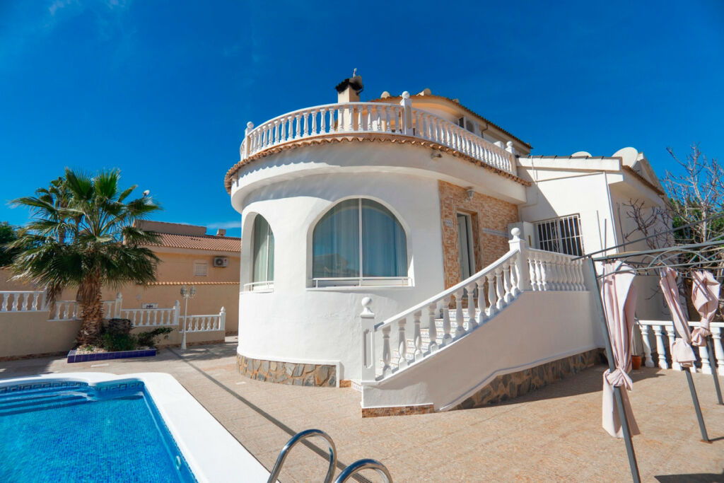 Detached Villa Rojales Alicante - image 32