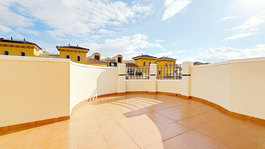 Detached Villa Los Altos Alicante - image 32
