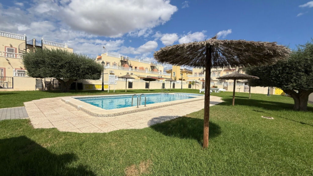 Bungalow Orihuela Alicante - image 32