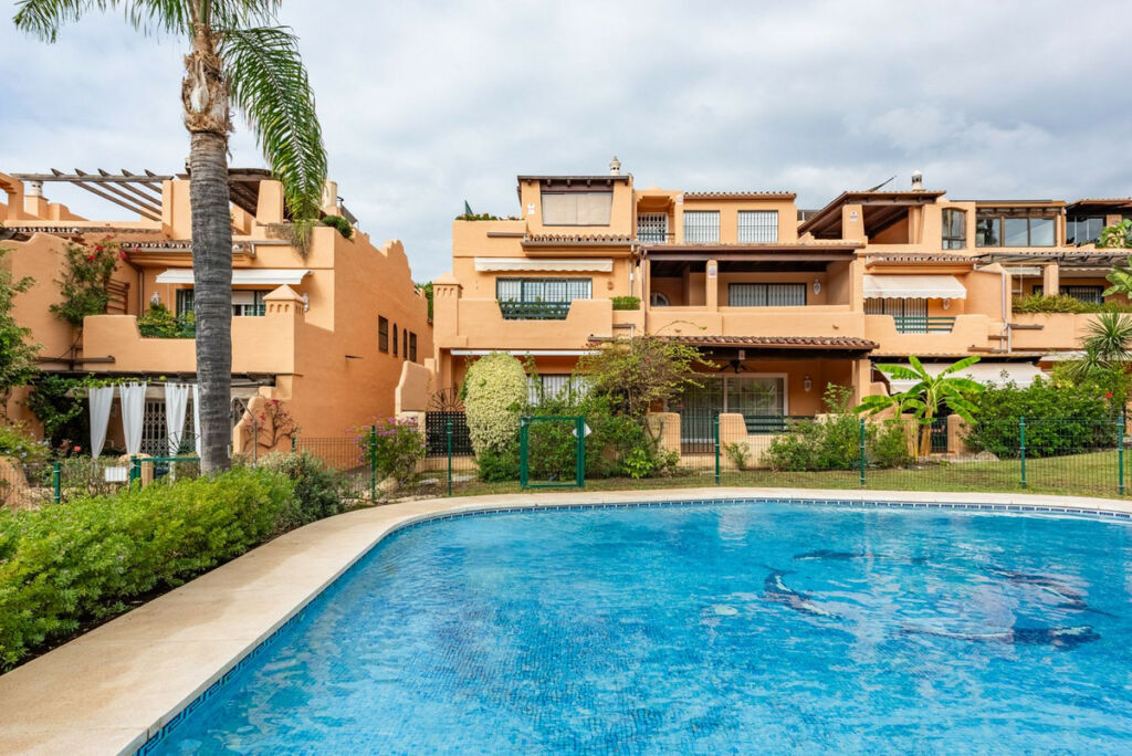 Semi-Detached House Nagüeles Málaga - image 32