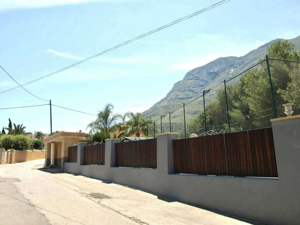 Detached Villa Denia Alicante - image 30