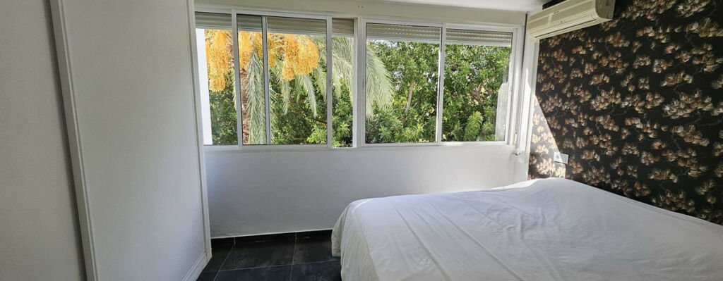 Middle Floor Apartment Estepona Málaga - image 32