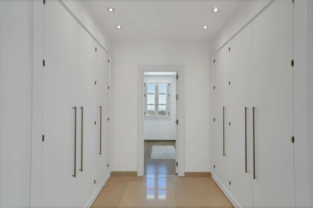 Detached Villa La Zagaleta Málaga - image 32