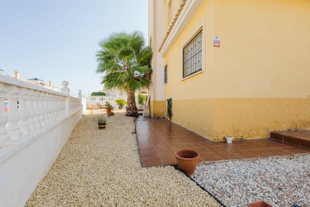 Townhouse Lo Crispin Alicante - image 32