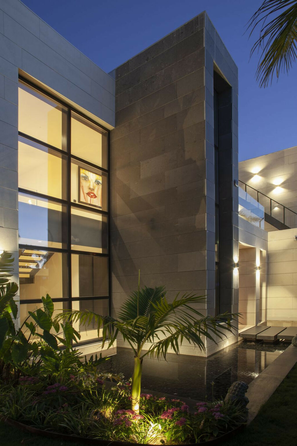 Detached Villa Nueva Andalucía Málaga - image 32
