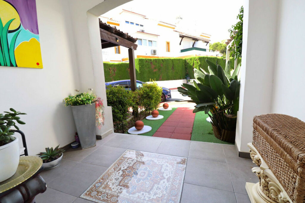 Townhouse Estepona Málaga - image 32