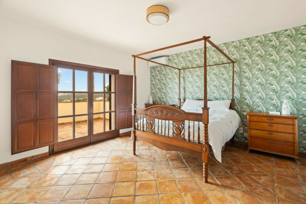 Detached Villa La Duquesa Málaga - image 33