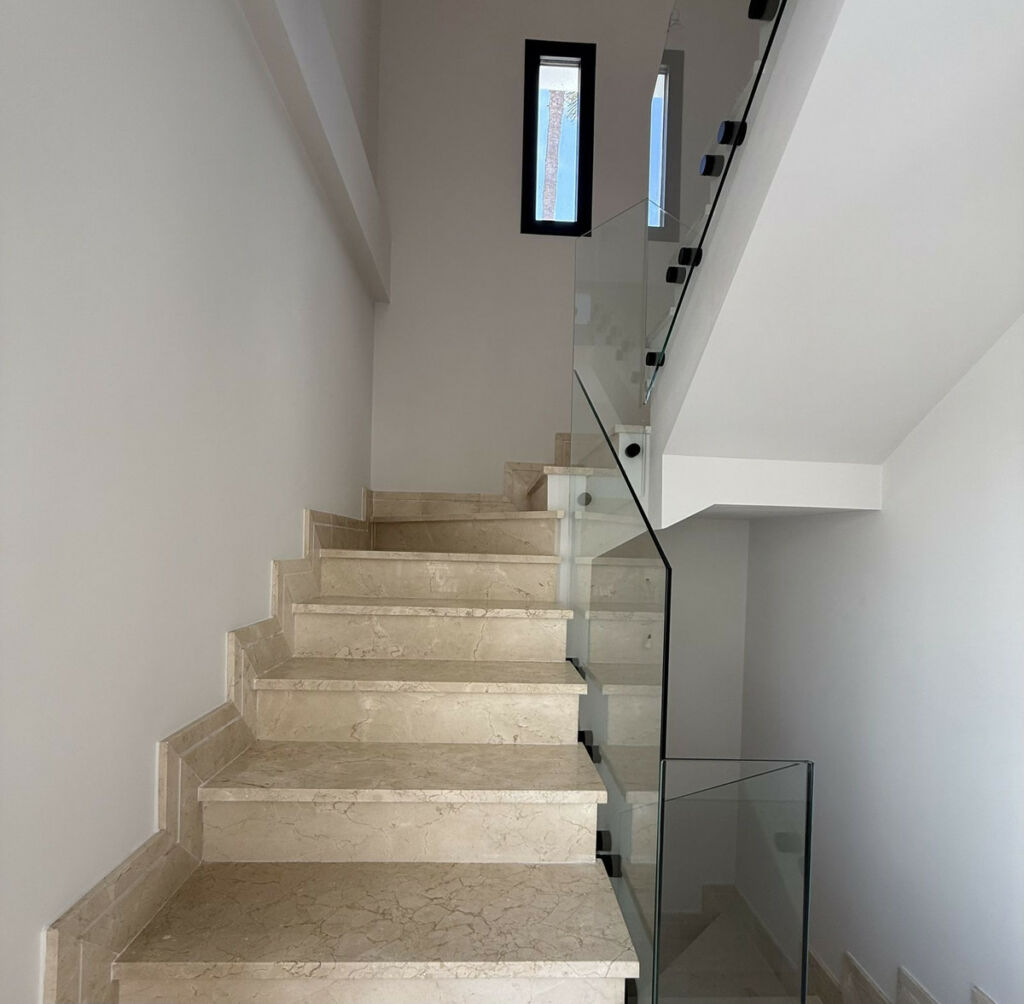 Detached Villa Marbella Málaga - image 33