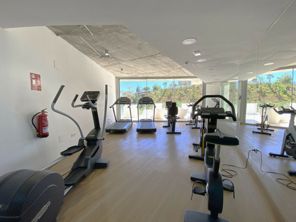 Middle Floor Apartment Benalmadena Pueblo Málaga - image 33
