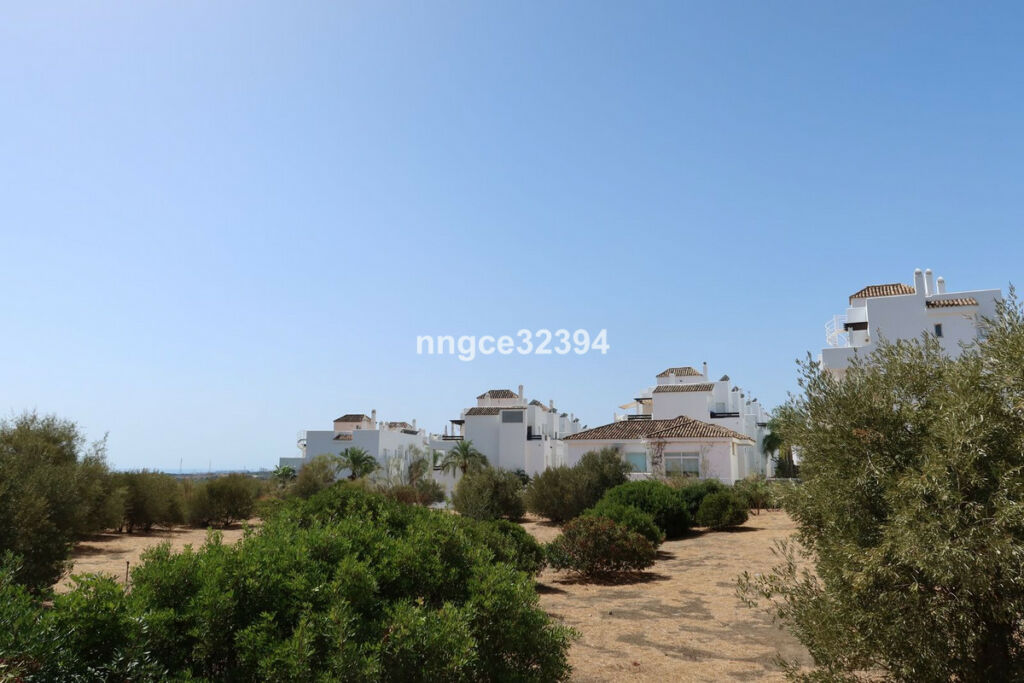 Middle Floor Apartment Estepona Málaga - image 33