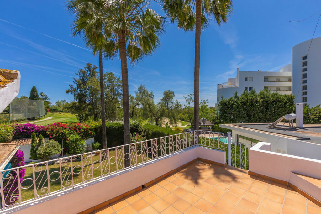 Detached Villa Guadalmina Alta Málaga - image 33