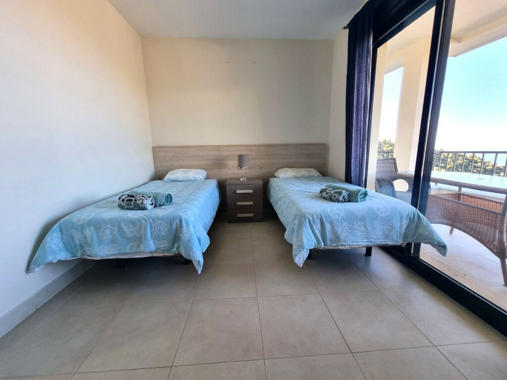 Ground Floor Apartment Altos de los Monteros Málaga - image 33