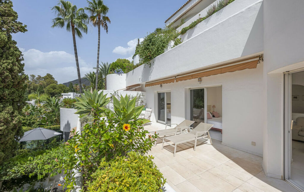 Middle Floor Apartment The Golden Mile Málaga - image 33