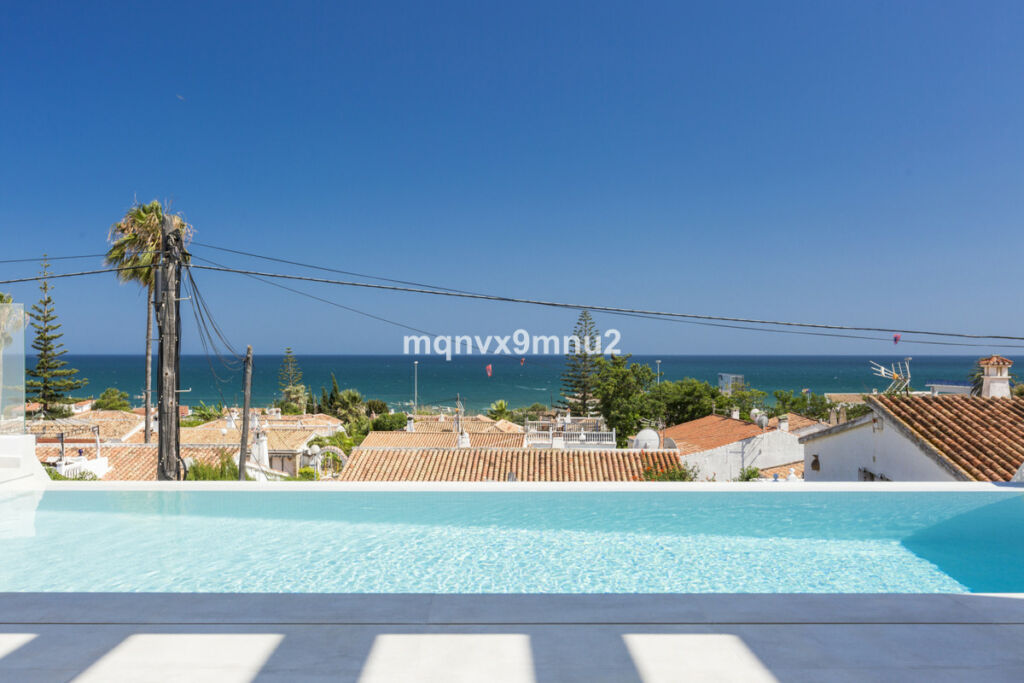 Detached Villa El Chaparral Málaga - image 33