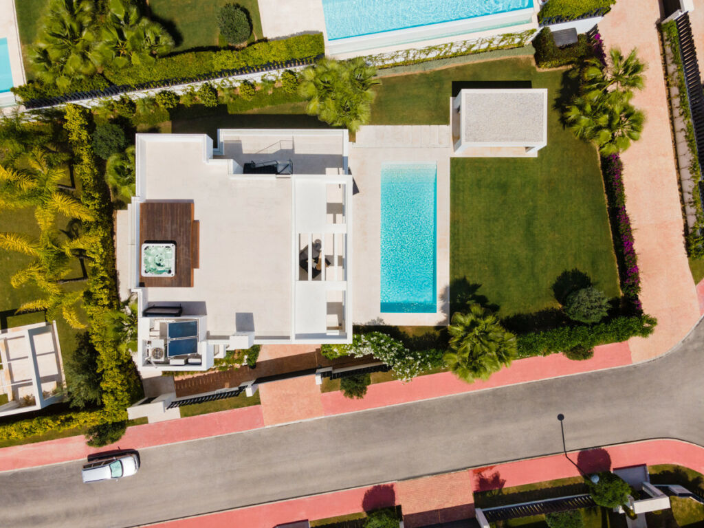 Detached Villa Nueva Andalucía Málaga - image 33