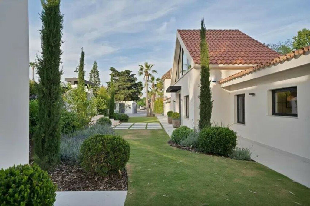 Detached Villa Puerto Banús Málaga - image 33