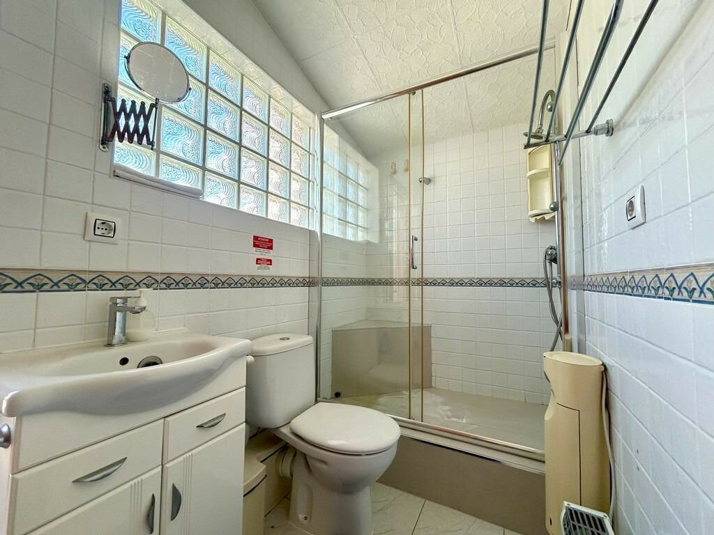 Detached Villa Cabo Roig Alicante - image 33