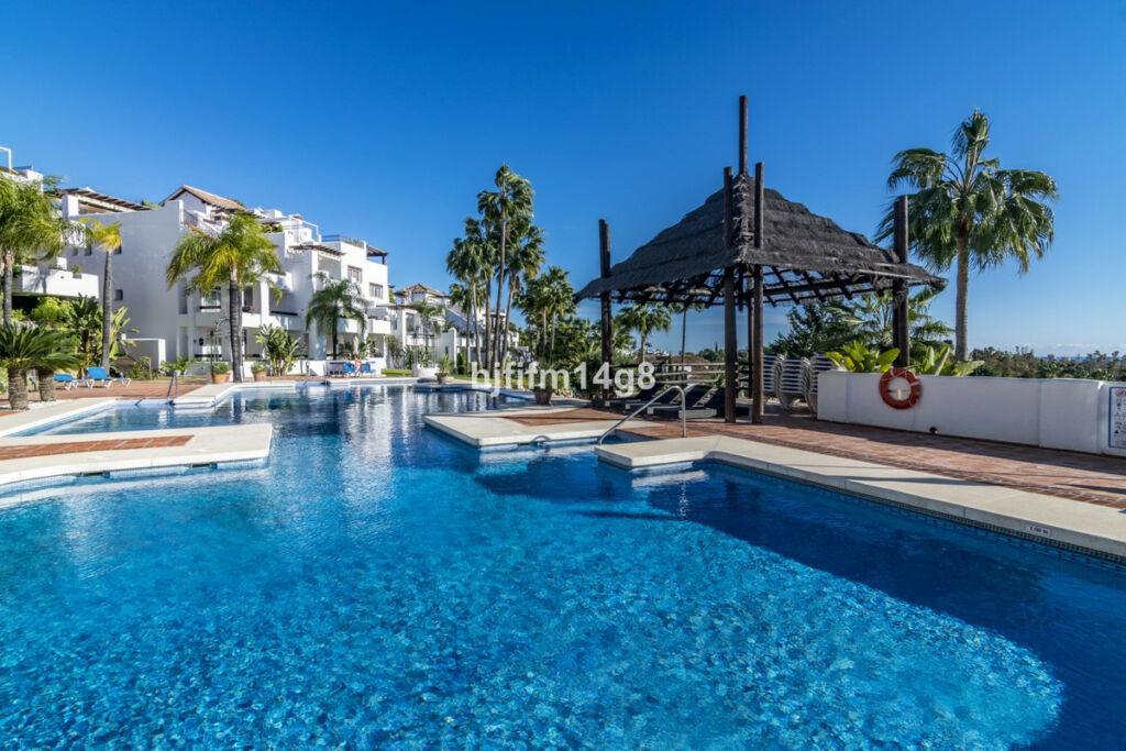 Penthouse Duplex Nueva Andalucía Málaga - image 33