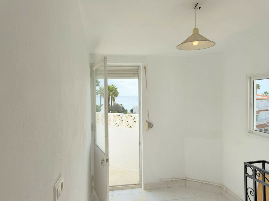 Townhouse Manilva Málaga - image 32