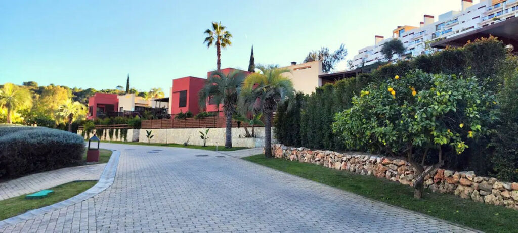 Detached Villa Selwo Málaga - image 31