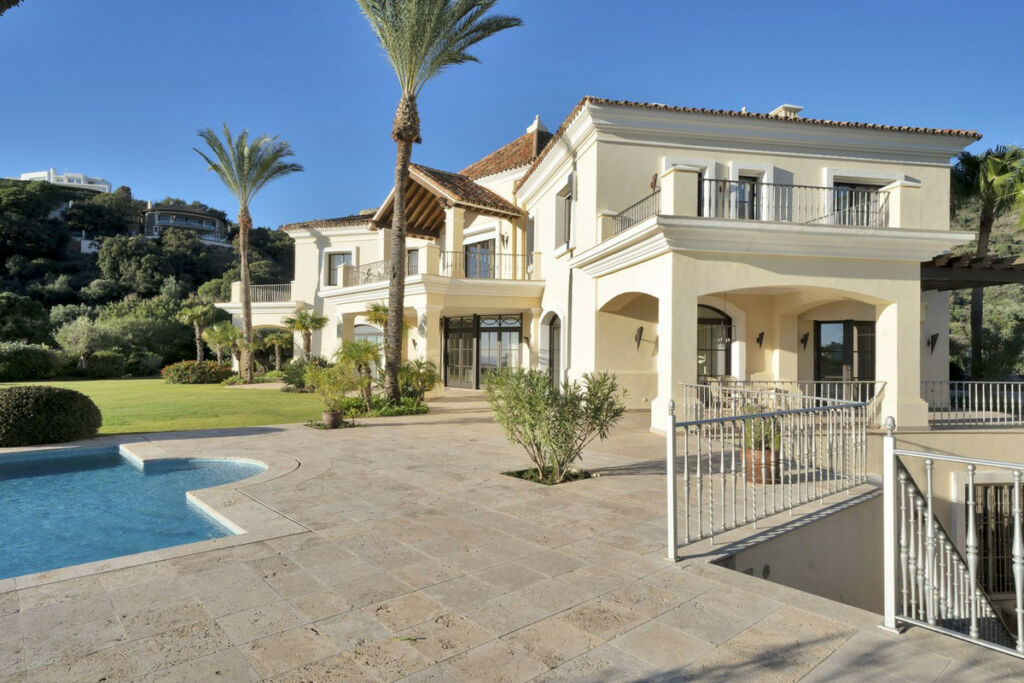 Detached Villa Benahavís Málaga - image 33