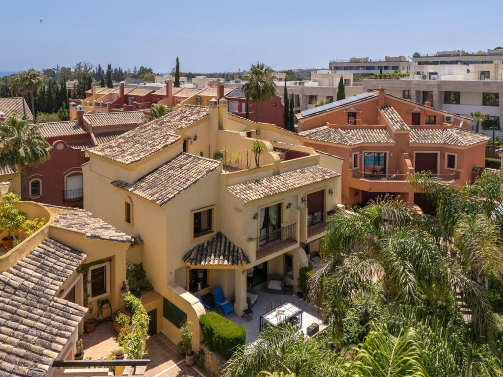 Townhouse Marbella Málaga - image 33