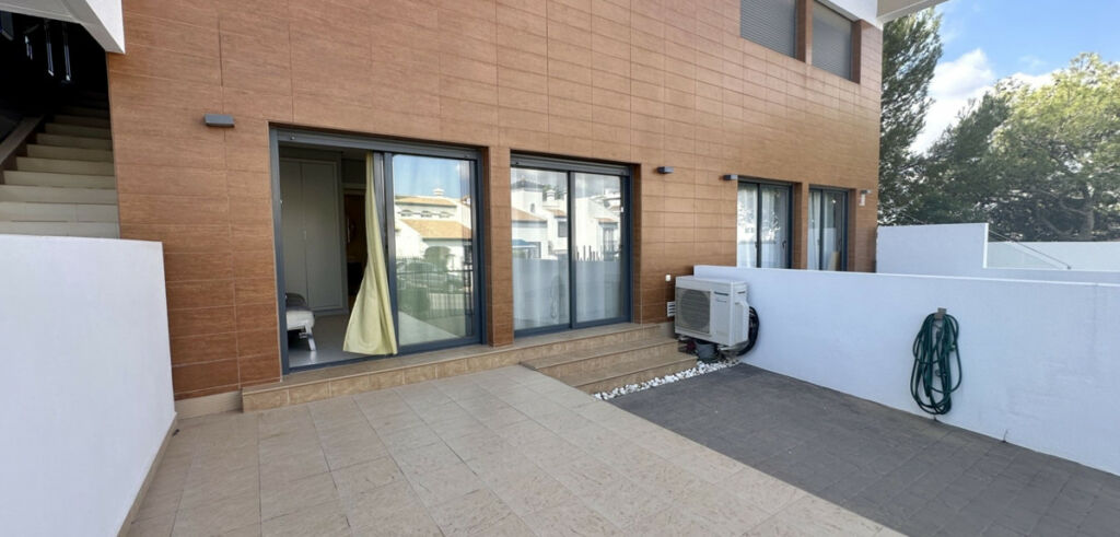 Ground Floor Apartment Villamartin Alicante - image 33