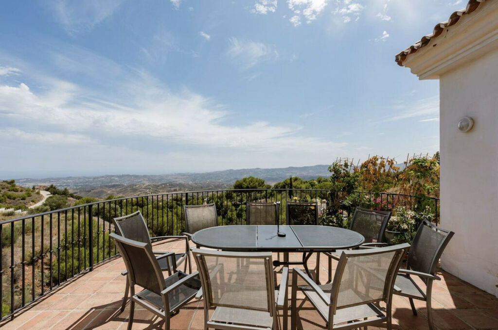 Detached Villa Valtocado Málaga - image 34