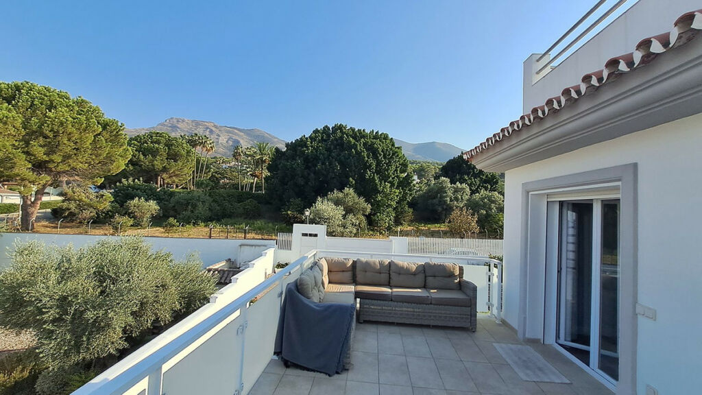 Detached Villa Alhaurín el Grande Málaga - image 34