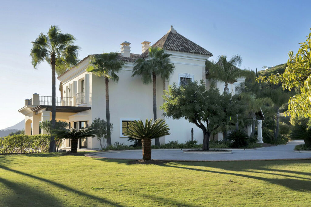 Detached Villa Benahavís Málaga - image 34