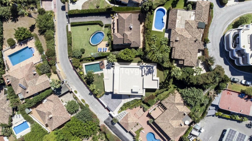 Detached Villa Guadalmina Alta Málaga - image 34