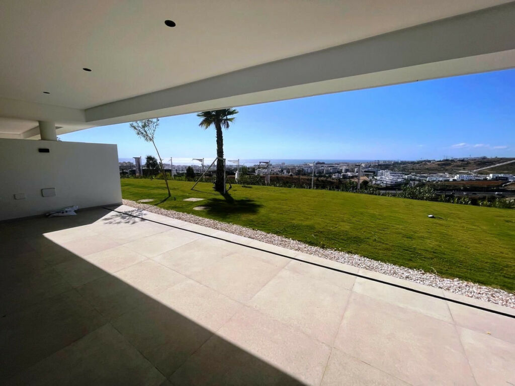 Ground Floor Apartment Estepona Málaga - image 34