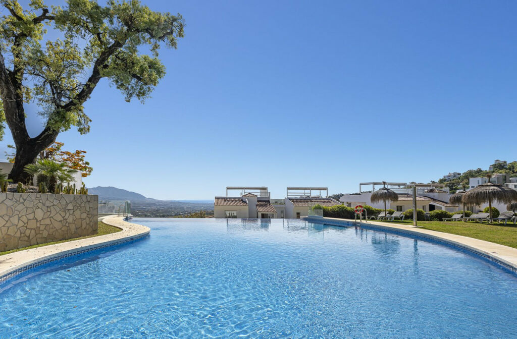 Middle Floor Apartment La Mairena Málaga - zdjęcie 34