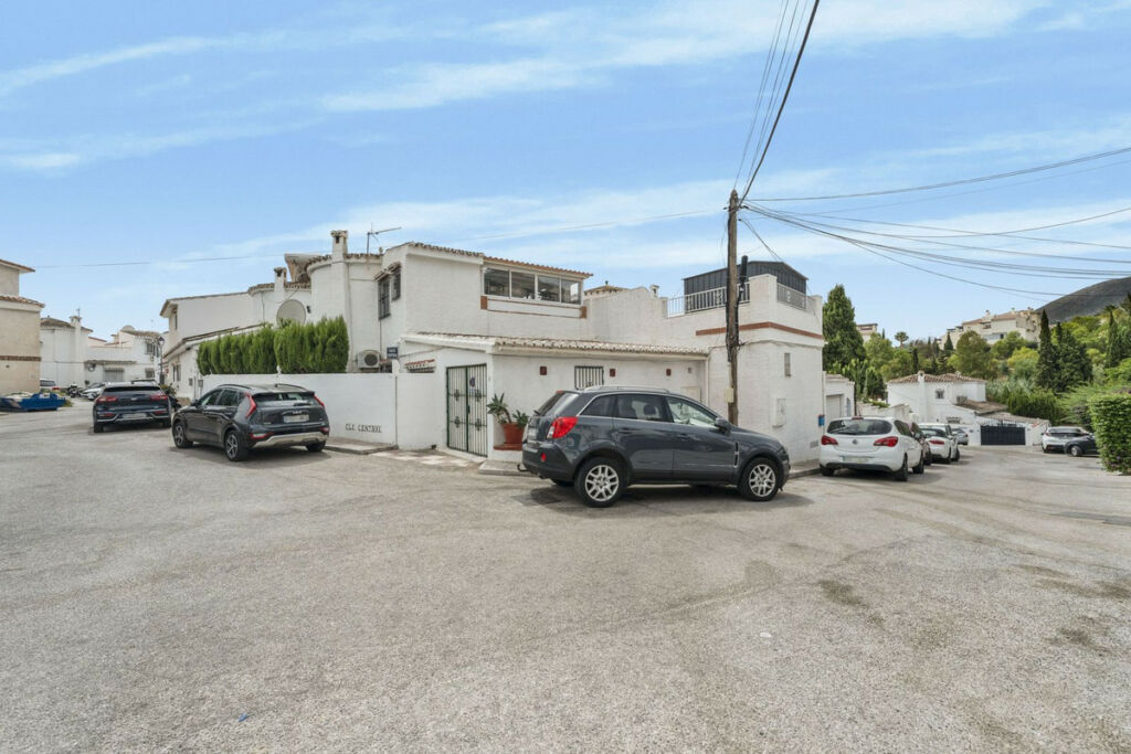 Townhouse Benalmadena Málaga - image 34