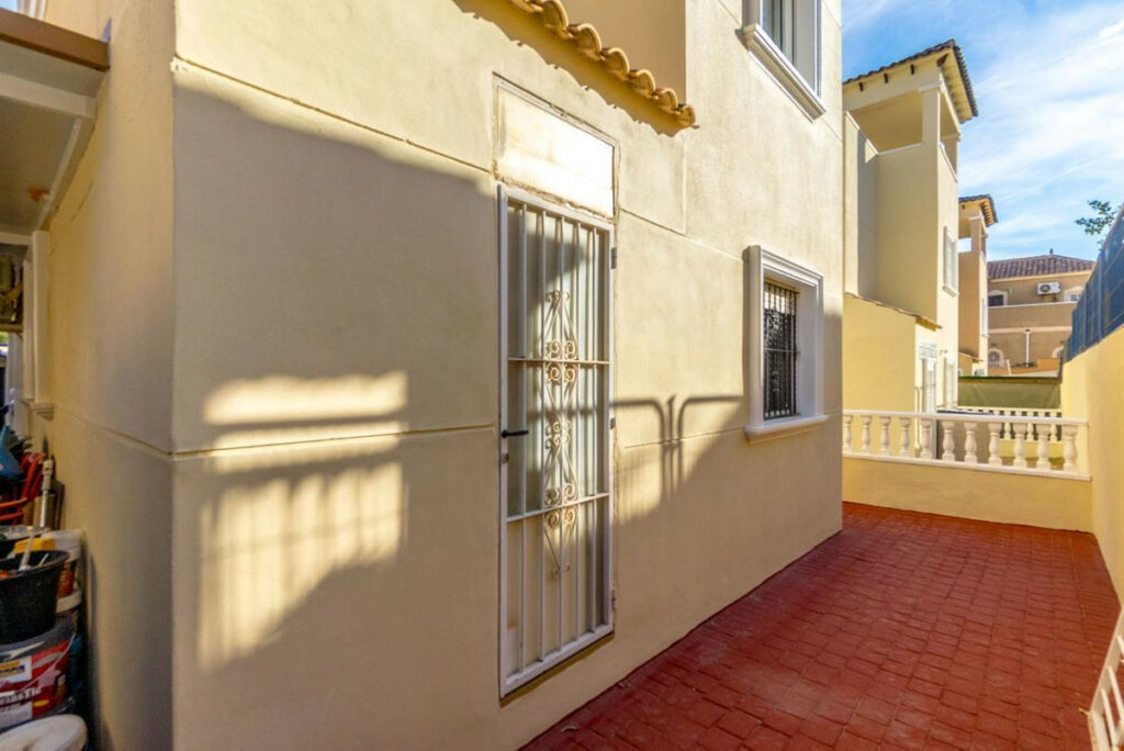 Detached Villa Orihuela Costa Alicante - image 34