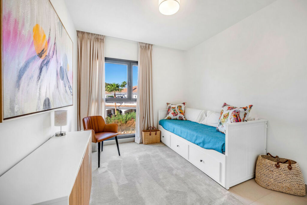 Middle Floor Apartment Calanova Golf Málaga - image 34