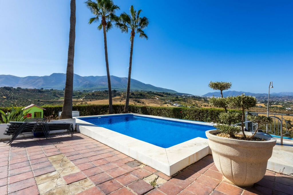 Detached Villa Alhaurín el Grande Málaga - image 34